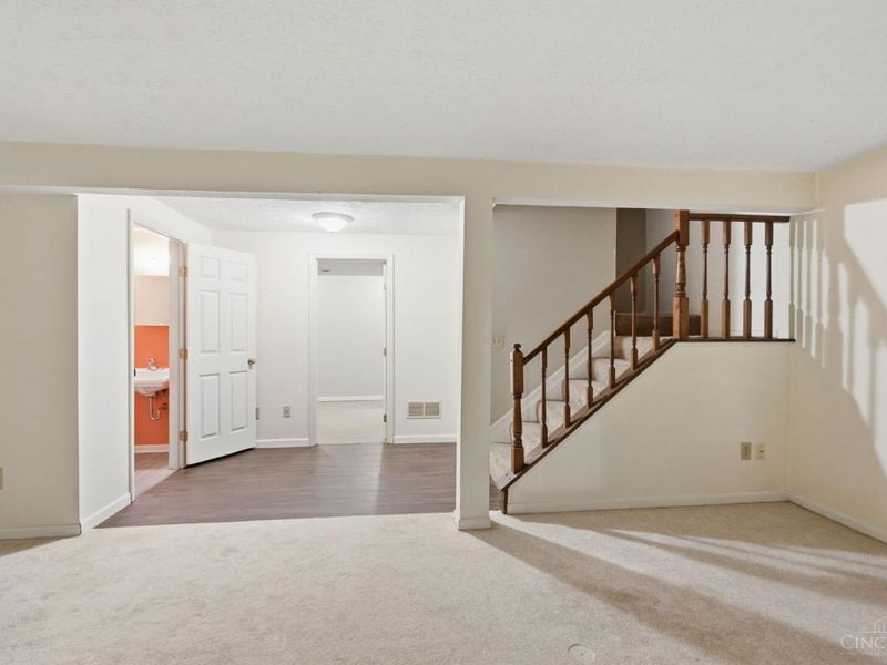 5608 Brooks Holding, Unit 72, Miami Twp, OH 45150 Photo 32