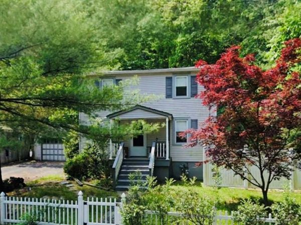 406 Christian Herald Road , Valley Cottage, NY 10989