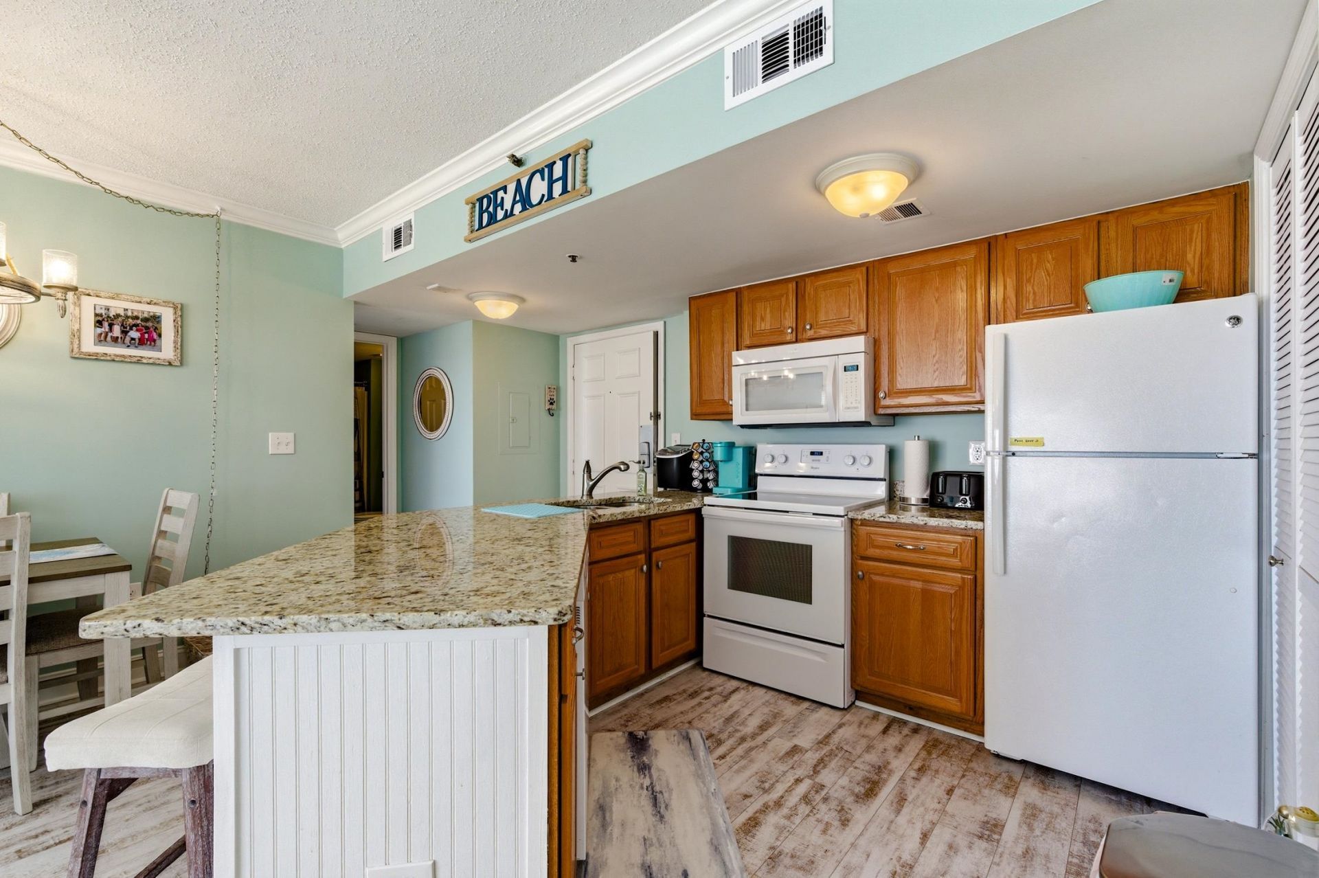 1605 S Ocean Blvd.  Photo 4