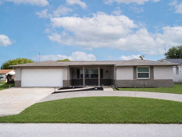 7715 FOXBLOOM DRIVE, PORT RICHEY, FL 34668