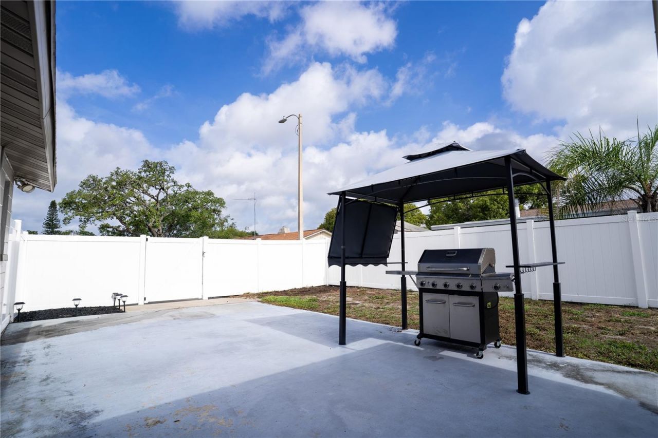 7715 Foxbloom Drive, Port Richey, FL 34668 Photo