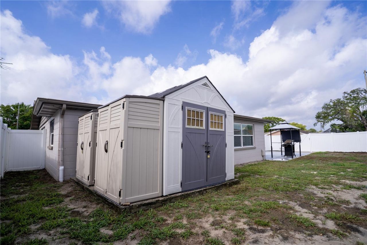 7715 Foxbloom Drive, Port Richey, FL 34668 Photo