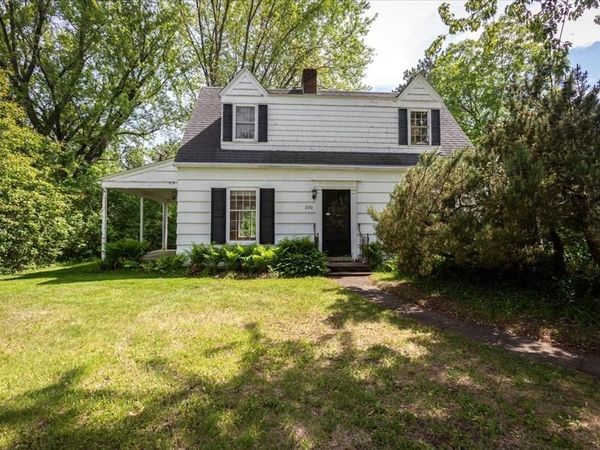 320 Elm Avenue W, Menomonie, WI 54751