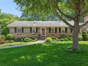 6617 Naomi Drive, Edina, MN 55439