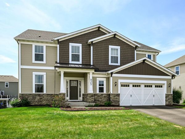 9343 Compass Pointe Road , Woodbury, MN 55129