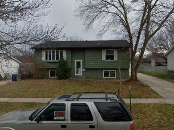 2068 48th Street NW, Rochester, MN 55901