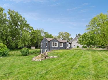 5810 Main Street W, Maple Plain, MN 55359