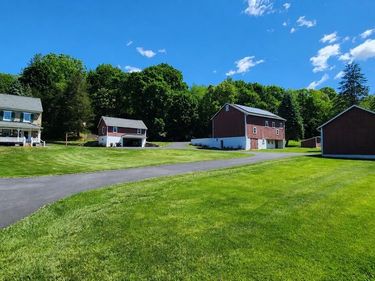 4912 SHANKWEILER ROAD, OREFIELD, PA 18069