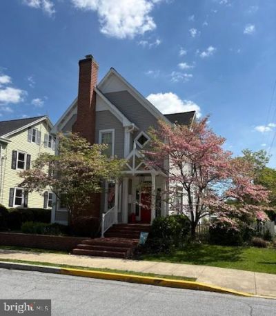 535 W HIGH STREET, HUMMELSTOWN, PA 17036