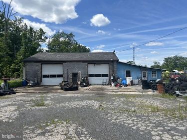 301 ROBERTS ROAD, SELLERSVILLE, PA 18960