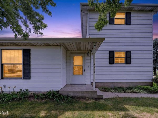 9111 County Road H, Delta, OH 43515