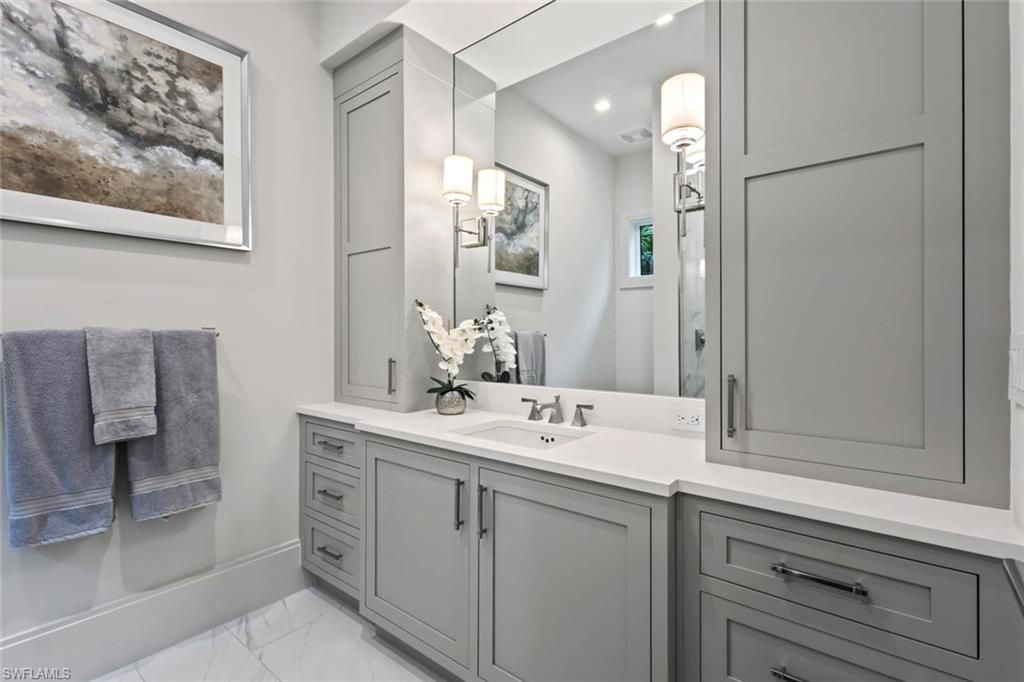 541 Whispering Pine Ct, Naples, FL 34103 Photo