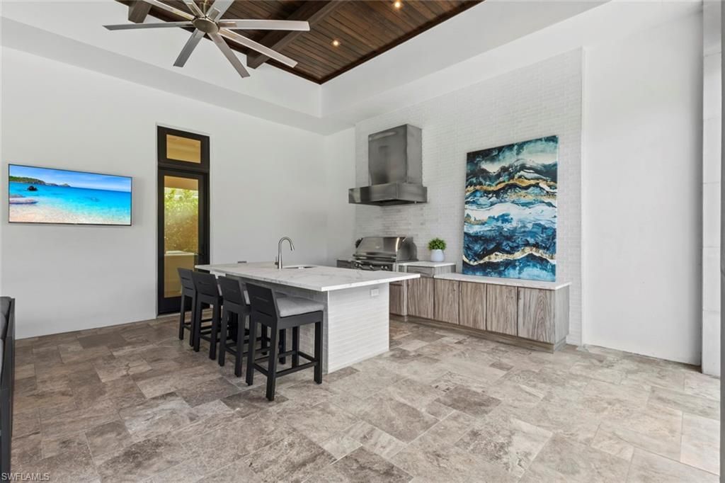 541 Whispering Pine Ct, Naples, FL 34103 Photo