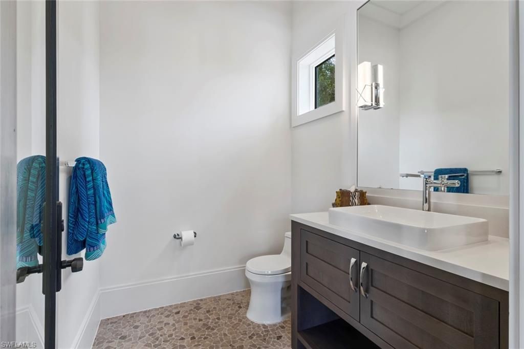 541 Whispering Pine Ct, Naples, FL 34103 Photo