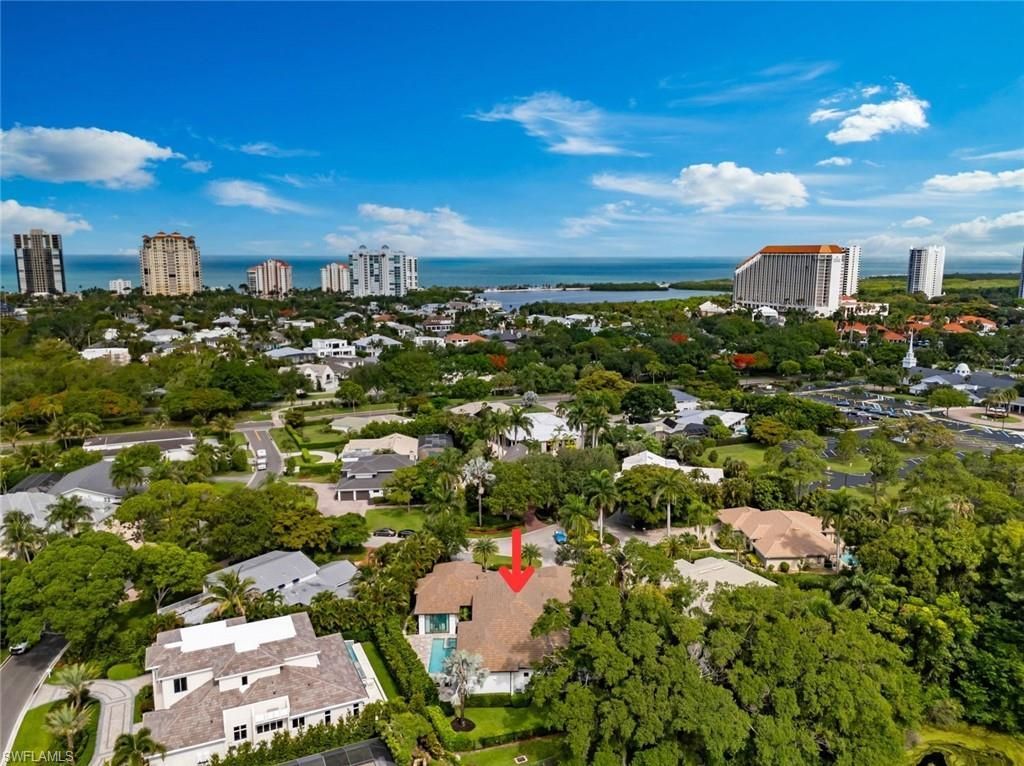 541 Whispering Pine Ct, Naples, FL 34103 Photo