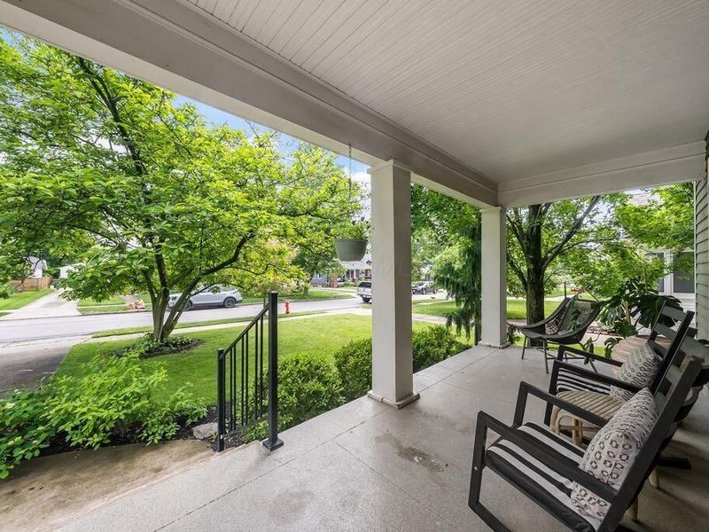 122 E Dunedin Road, Columbus, OH 43214 Photo 8