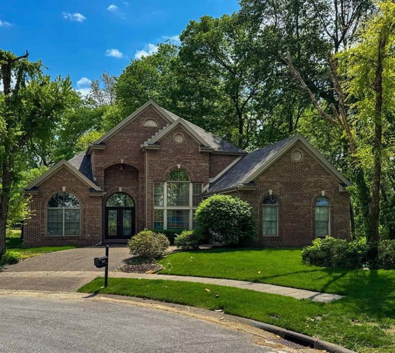 1400 Kingsbrooke, Owensboro, KY 42303 Main Photo