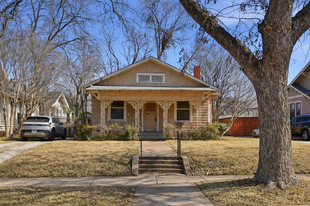 318 S Montclair Avenue, Dallas, TX 75208 Main Photo