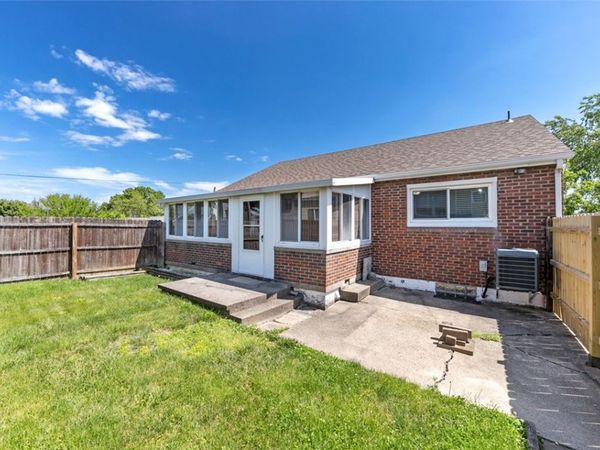 306 1/2 Oakland Ave , Charleroi, PA 15022