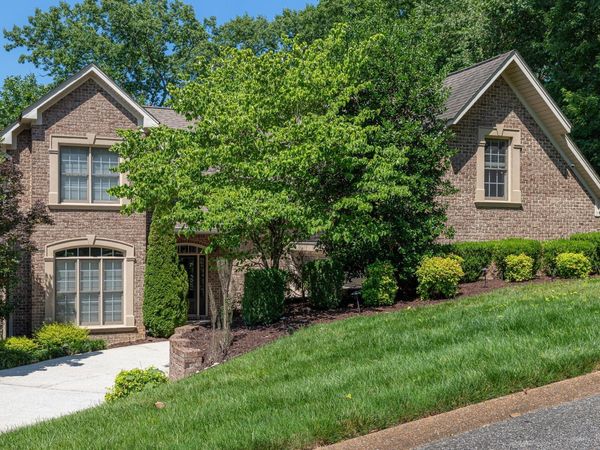 2011 Riverwood Drive, Hixson, TN 37343