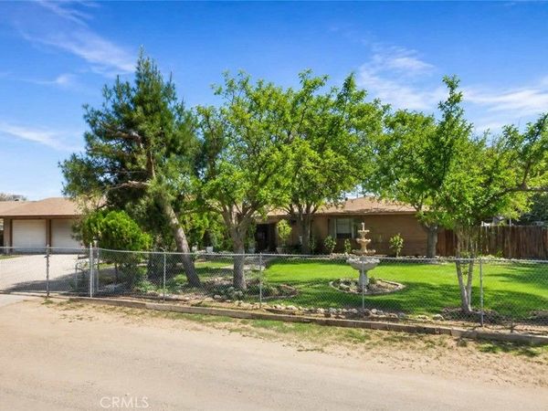 7776 Hemlock , Hesperia, CA 92345