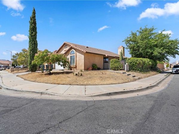 37513 Rosewood , Palmdale, CA 93550