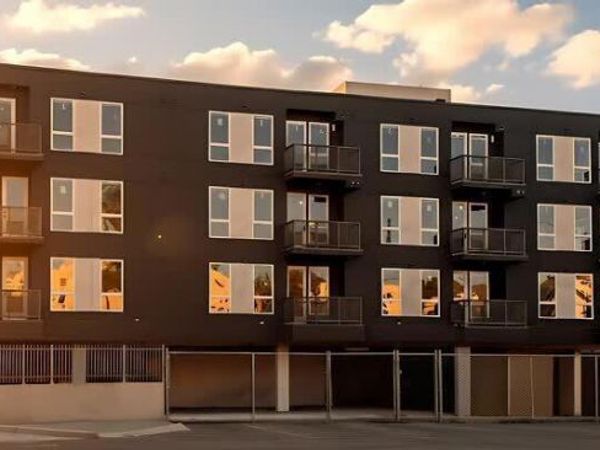 18900 Parthenia Street , Unit 218, Northridge, CA 91324