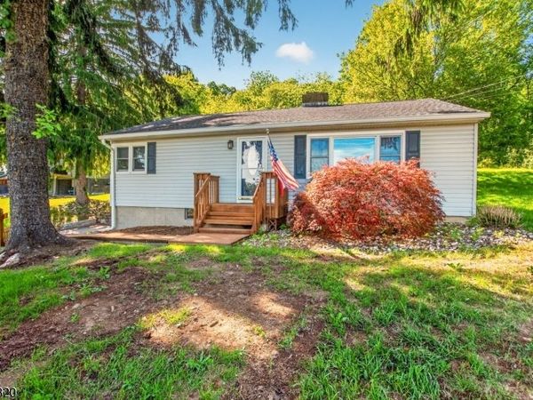 557 Rockport Rd, Mansfield, NJ 07840