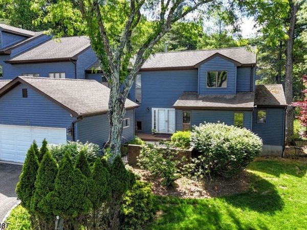 143 Fisher Rd, Mahwah, NJ 07430