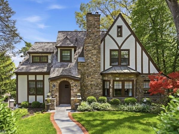 35 Sherman Pl, Morristown, NJ 07960