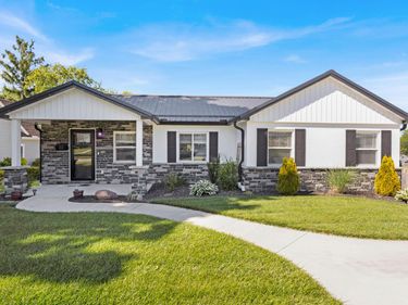 212 Blair Avenue, Bellefontaine, OH 43311