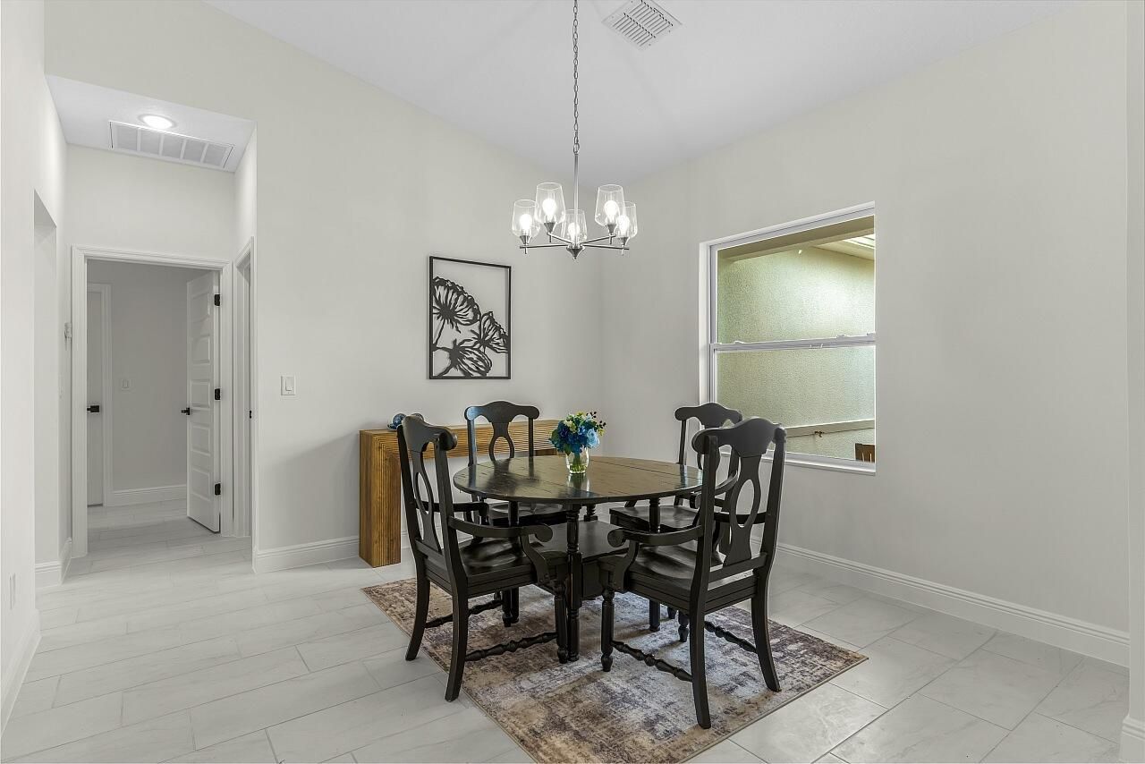 8216 104th Court, Vero Beach, FL 32967 Photo