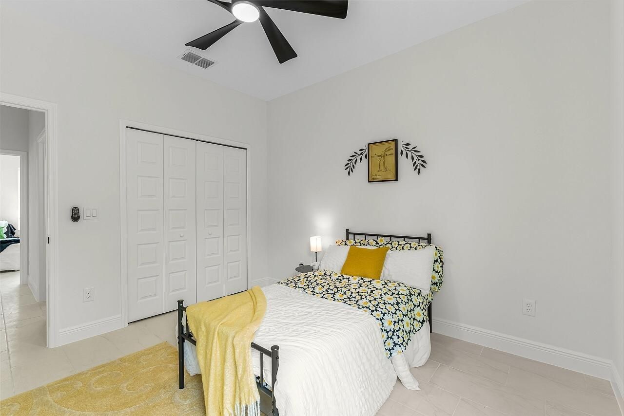 8216 104th Court, Vero Beach, FL 32967 Photo