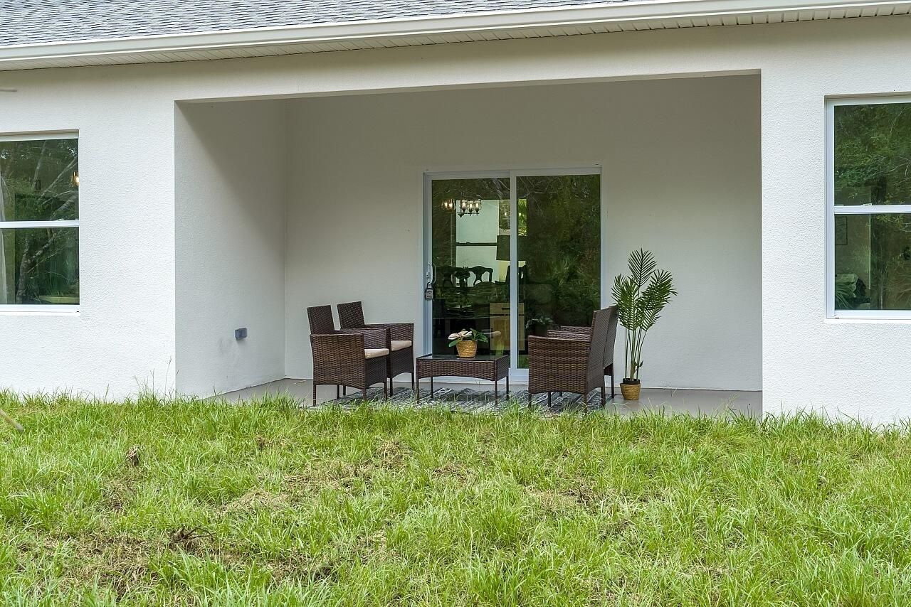 8216 104th Court, Vero Beach, FL 32967 Photo