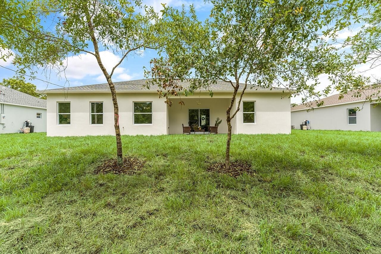 8216 104th Court, Vero Beach, FL 32967 Photo