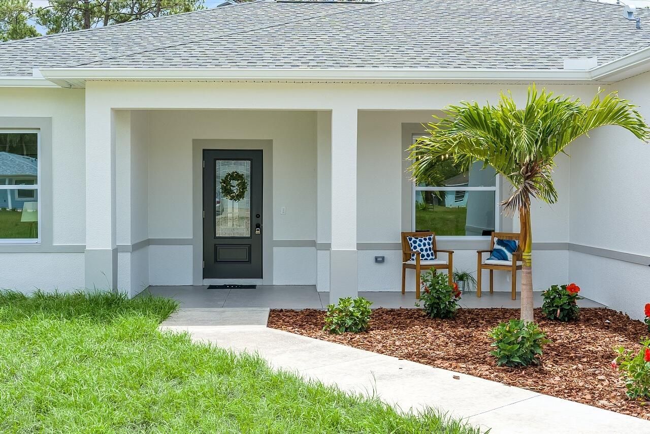 8216 104th Court, Vero Beach, FL 32967 Photo