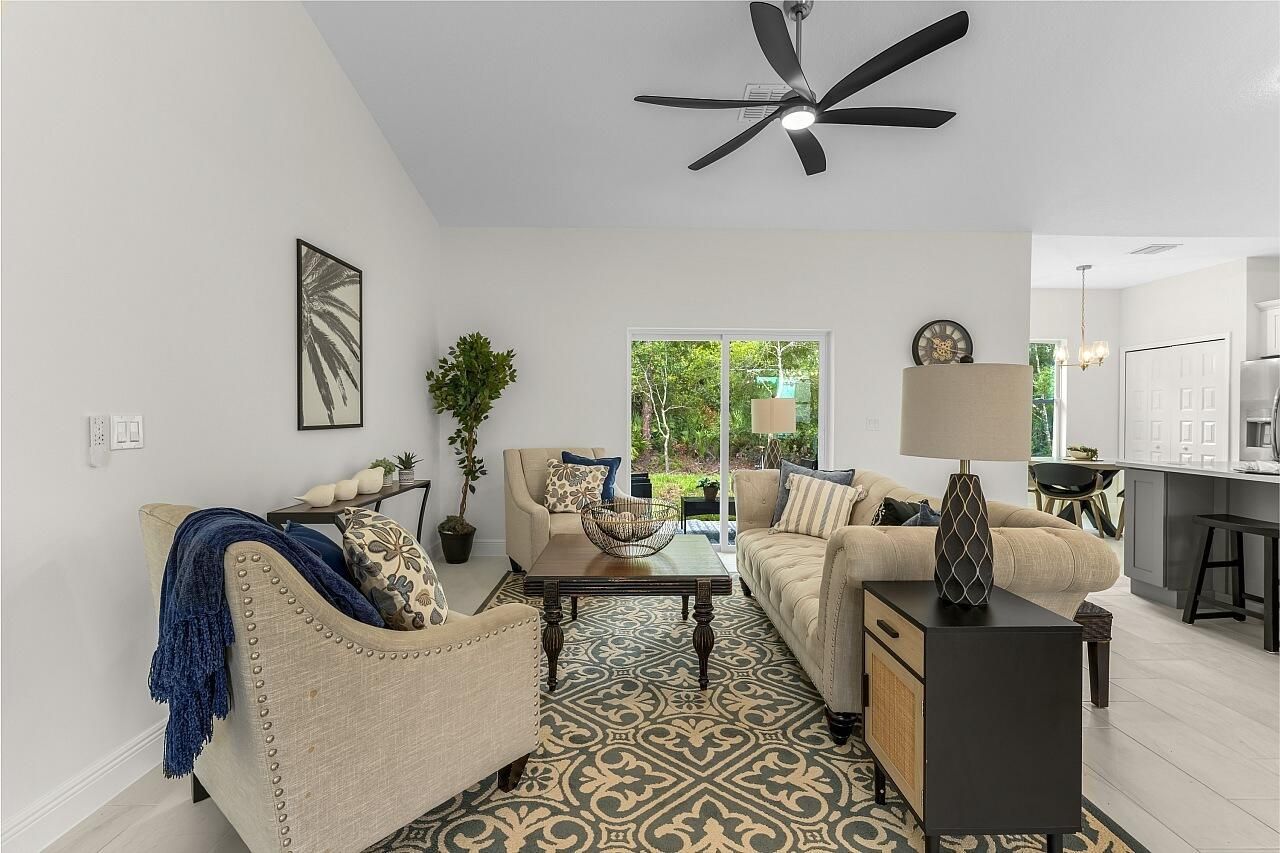 8216 104th Court, Vero Beach, FL 32967 Photo