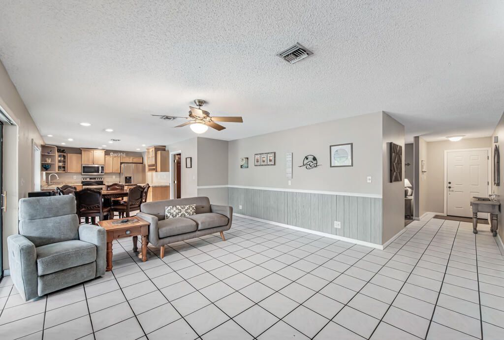 100 Greenwood Court, Royal Palm Beach, FL 33411 Photo