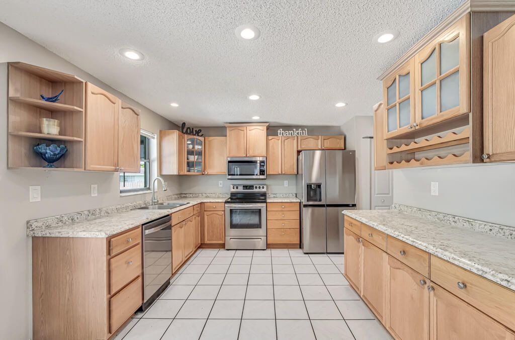 100 Greenwood Court, Royal Palm Beach, FL 33411 Photo