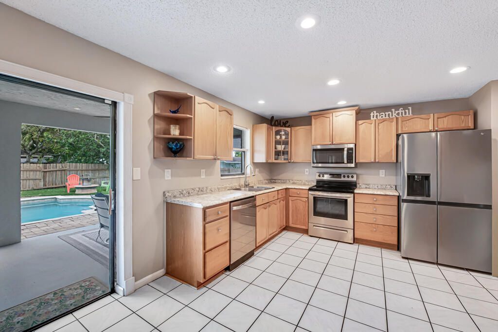 100 Greenwood Court, Royal Palm Beach, FL 33411 Photo
