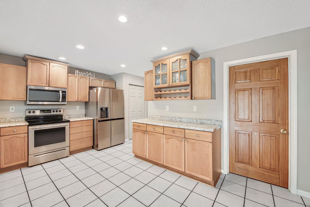 100 Greenwood Court, Royal Palm Beach, FL 33411 Photo
