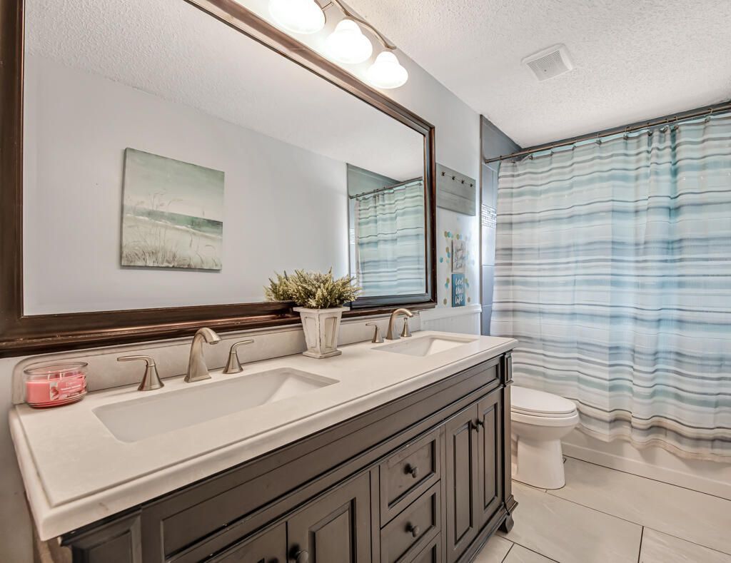 100 Greenwood Court, Royal Palm Beach, FL 33411 Photo
