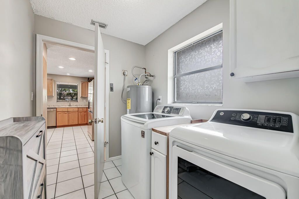 100 Greenwood Court, Royal Palm Beach, FL 33411 Photo