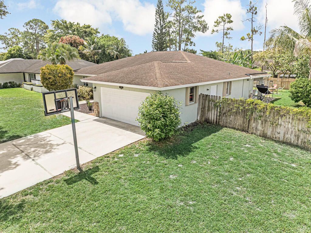 100 Greenwood Court, Royal Palm Beach, FL 33411 Photo