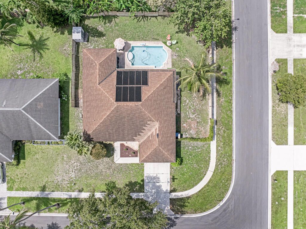 100 Greenwood Court, Royal Palm Beach, FL 33411 Photo