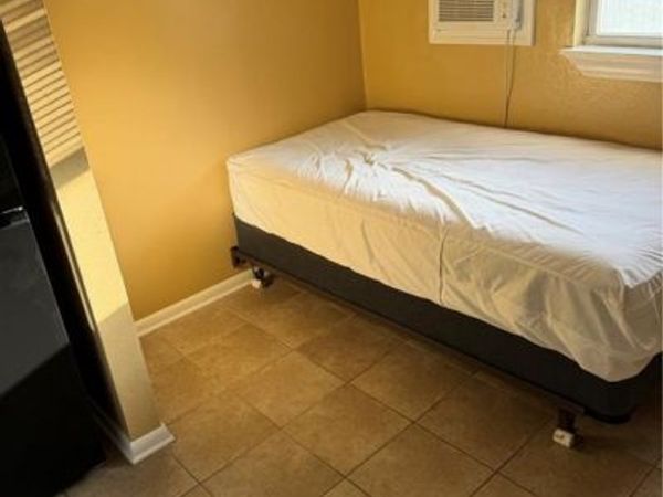 120 HOUMA Boulevard , Unit 21, Metairie, LA 70001