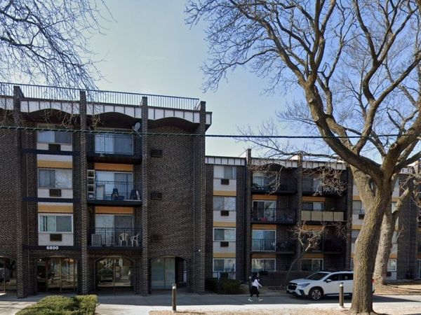 6800 N california Avenue , Unit 2O, Chicago, IL 60645