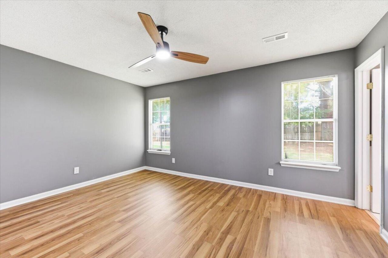 405 Amberjack Way Photo 12