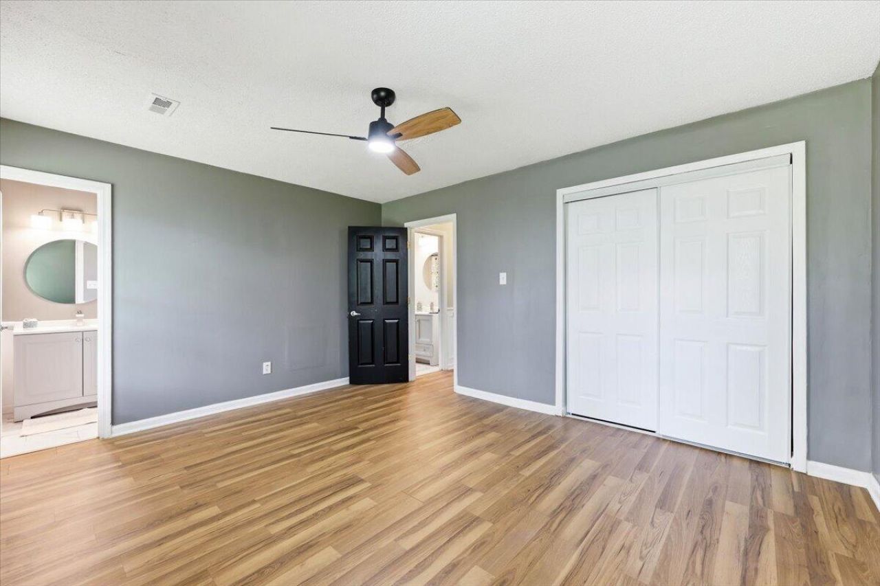 405 Amberjack Way Photo 13