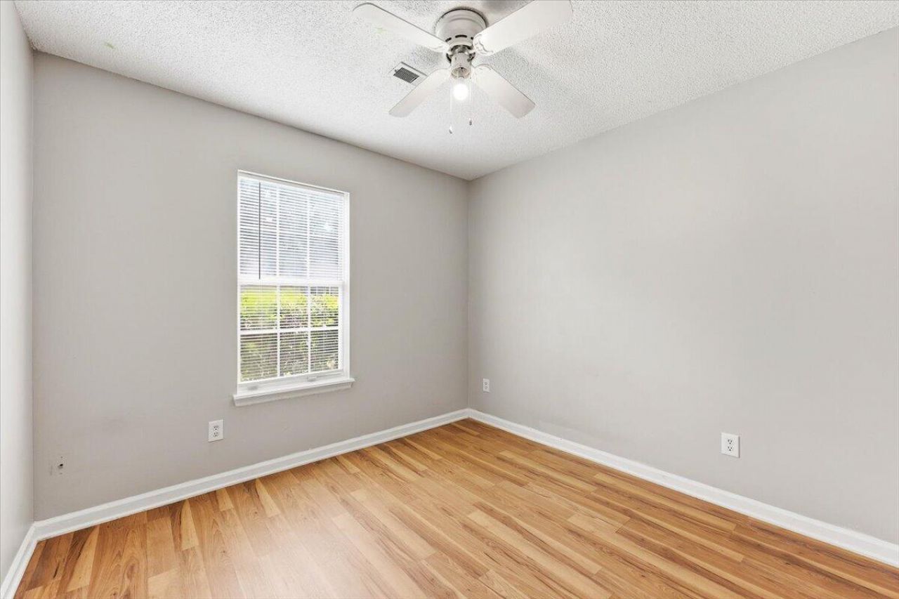 405 Amberjack Way Photo 17